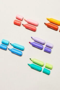 Typo Pens & Markers Mini Highlighter 10Pk -Typo 145905 01 6