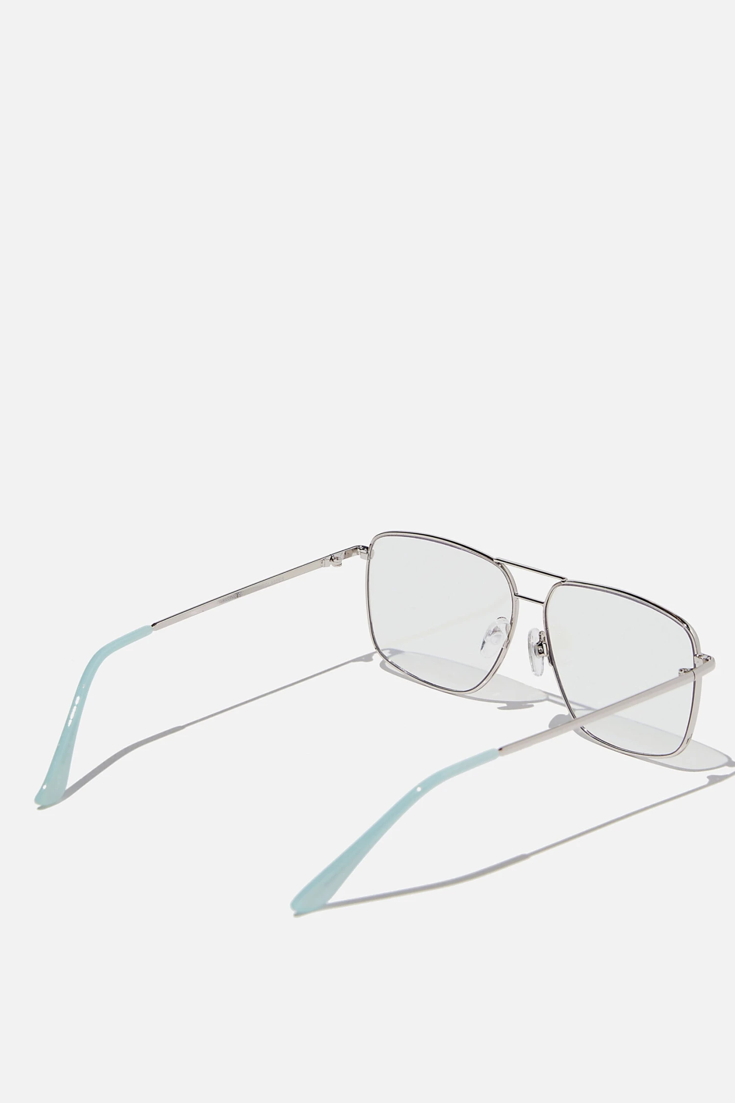 Typo Tech Accessories Taylor Blue Light Glasses 5 Typo Tech Accessories Taylor Blue Light Glasses - Image 3