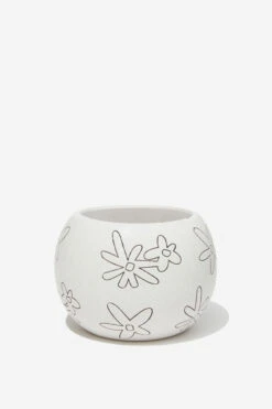 Typo Home Decor Grow With The Flow Planter -Typo 1685052 01 3